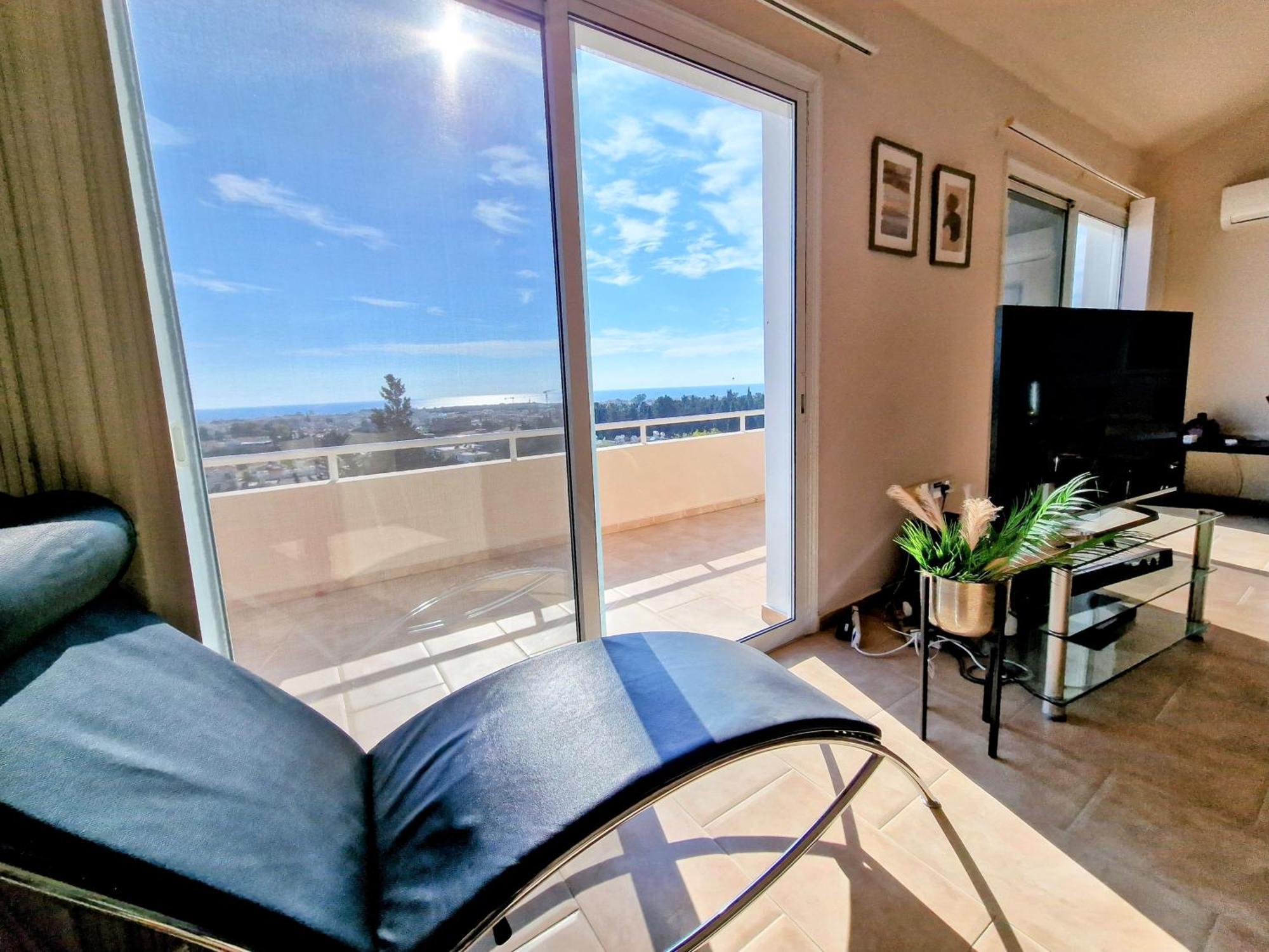Paphos Central Penthouse Esterno foto